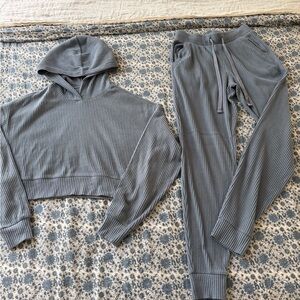 ALO Yoga Womens Ribbed Hoodie & Joggers Set in Slate Gray